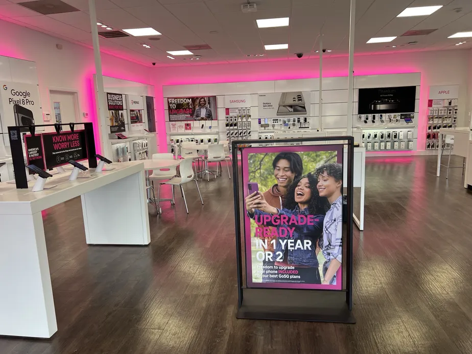  Interior photo of T-Mobile Store at N Eastman Rd & Ready Creek Rd, Kingsport, TN 