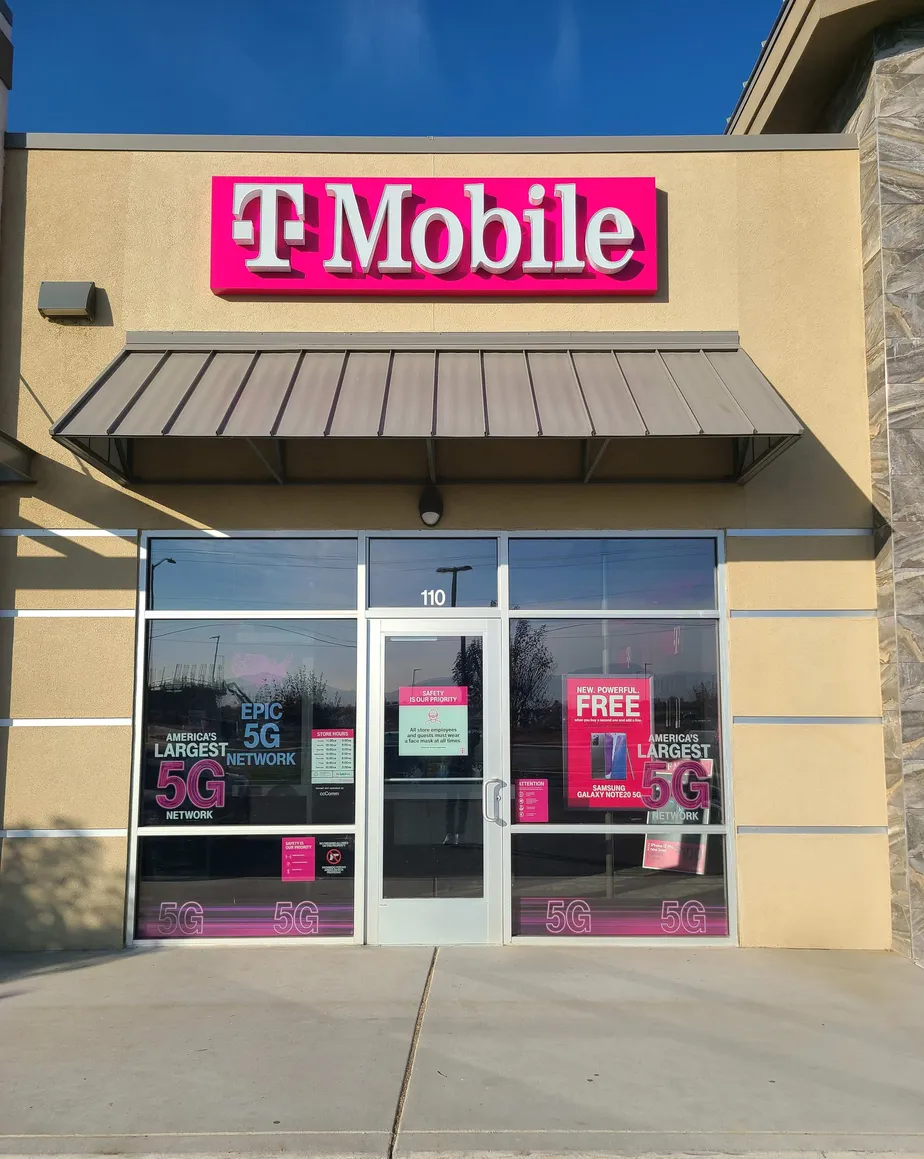 Exterior photo of T-Mobile store at Linder Rd & N Gertie Pl, Meridian, ID