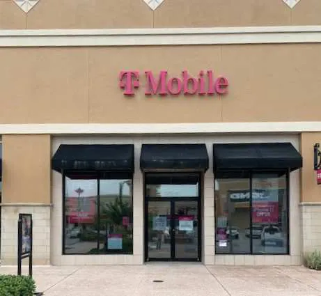 Exterior photo of T-Mobile store at Town Center Ave & Colonnade Ave, Melbourne, FL