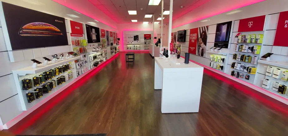 Interior photo of T-Mobile Store at Atlantic City Blvd & Korman Rd, Bayville, NJ