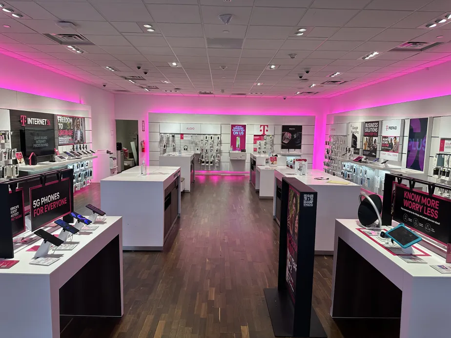  Interior photo of T-Mobile Store at Staten Island Mall, Staten Island, NY 