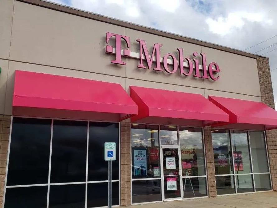 Exterior photo of T-Mobile store at Bypass 72 Nw & Mathis Rd 2, Greenwood, SC