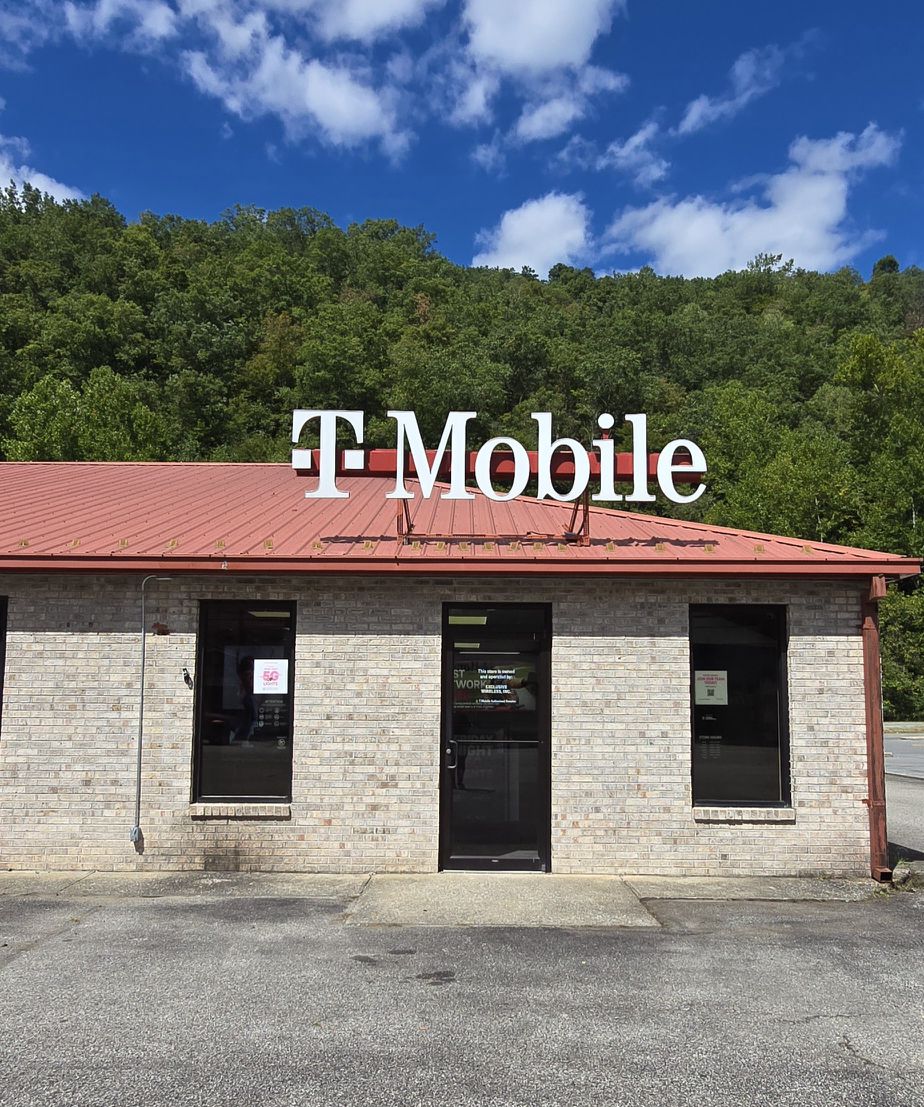 Exterior photo of T-Mobile Store at Oceana - Cook Pkwy, Oceana, WV