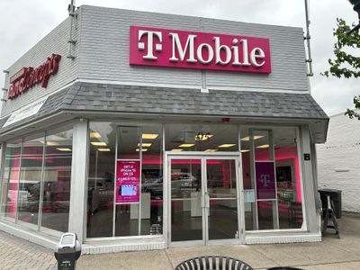 T-Mobile Authorized Retailer