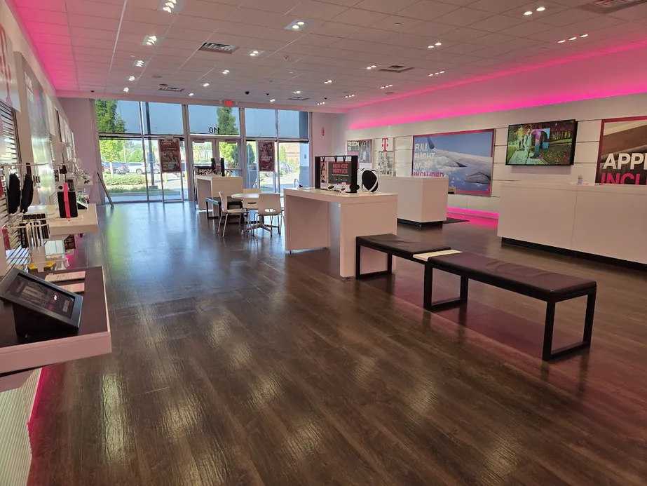 Interior photo of T-Mobile Store at College Mall, Bloomington, IN 