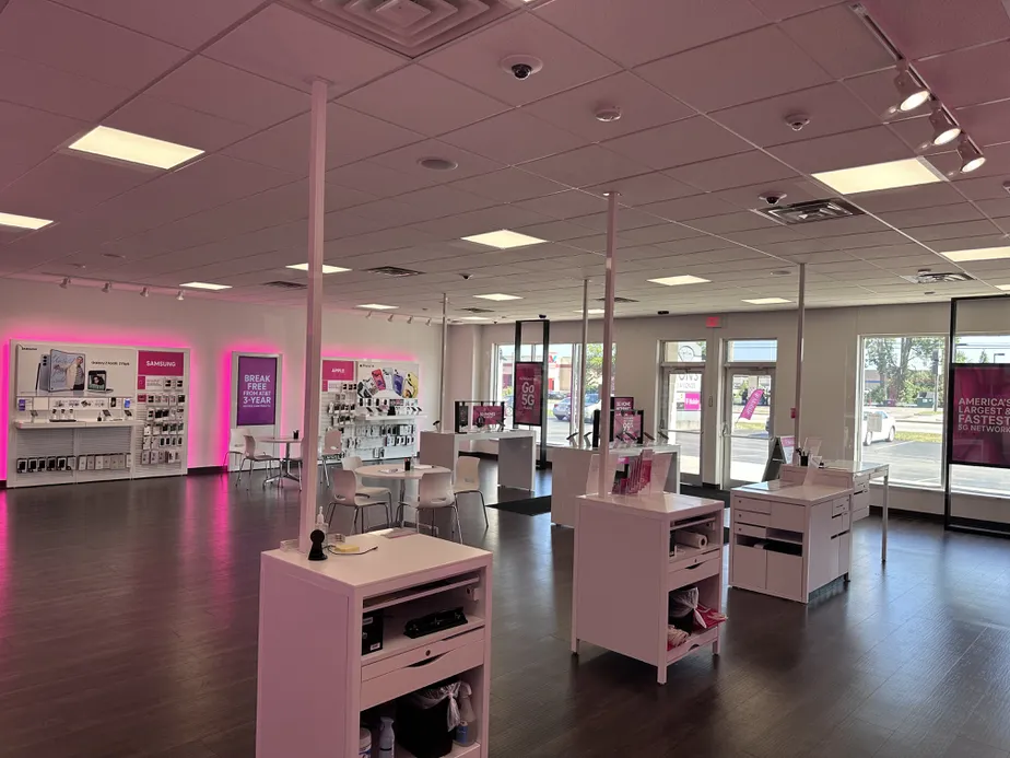 Interior photo of T-Mobile Store at Elida Rd & American Ave, Lima, OH