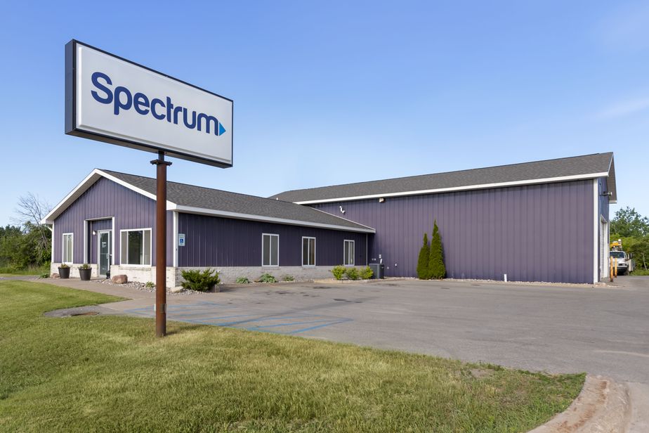 Spectrum - 2682 Ashmun St 