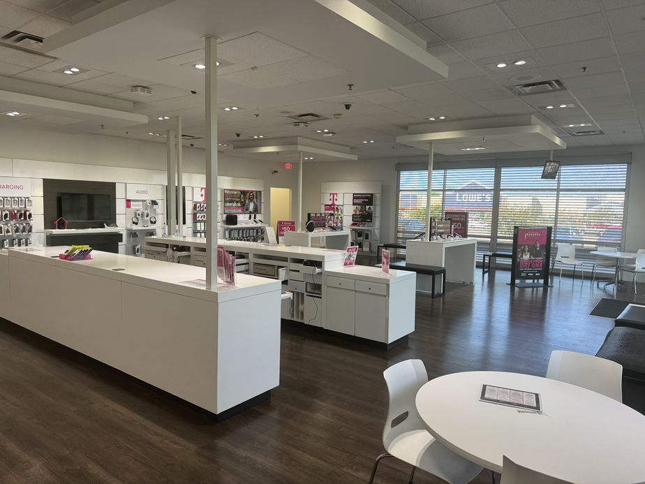 Interior photo of T-Mobile Store at Cockrell Hill, Dallas, TX