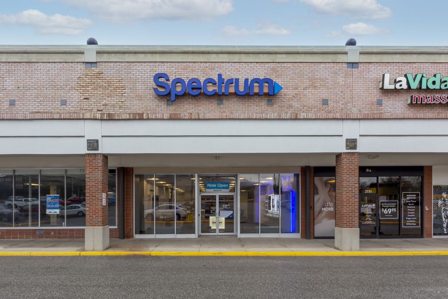 Spectrum - 2733 W Market St 