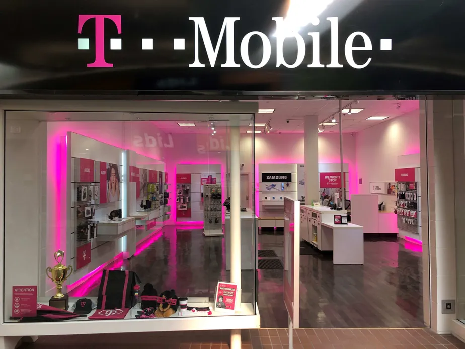 Exterior photo of T-Mobile store at Brazos Mall 5, Lake Jackson, TX