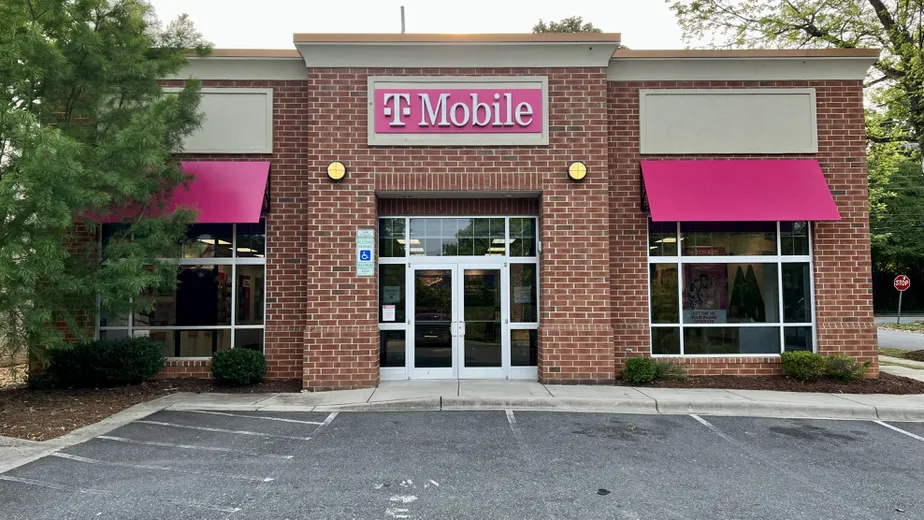 Exterior photo of T-Mobile Store at Myers Park, Charlotte, NC