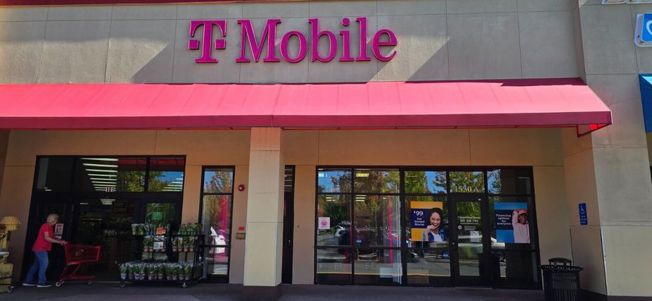 Exterior photo of T-Mobile Store at Black Lake & Cooper Point, Olympia, WA