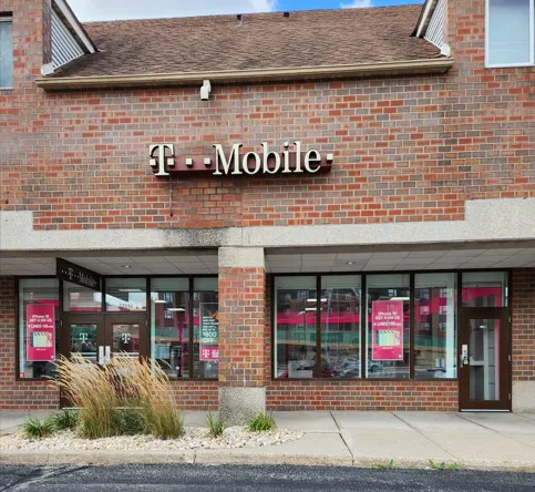  Exterior photo of T-Mobile Store at University & Farley, Madison, WI 