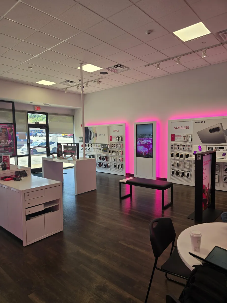  Interior photo of T-Mobile Store at Trinity Point Dr & Trinity Cir, Washington, PA 