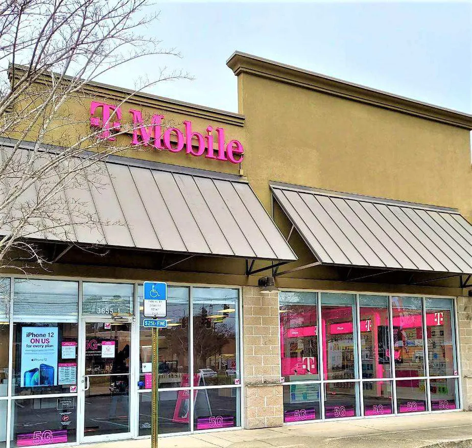 Exterior photo of T-Mobile store at University Blvd W & Chester Ave, Jacksonville, FL