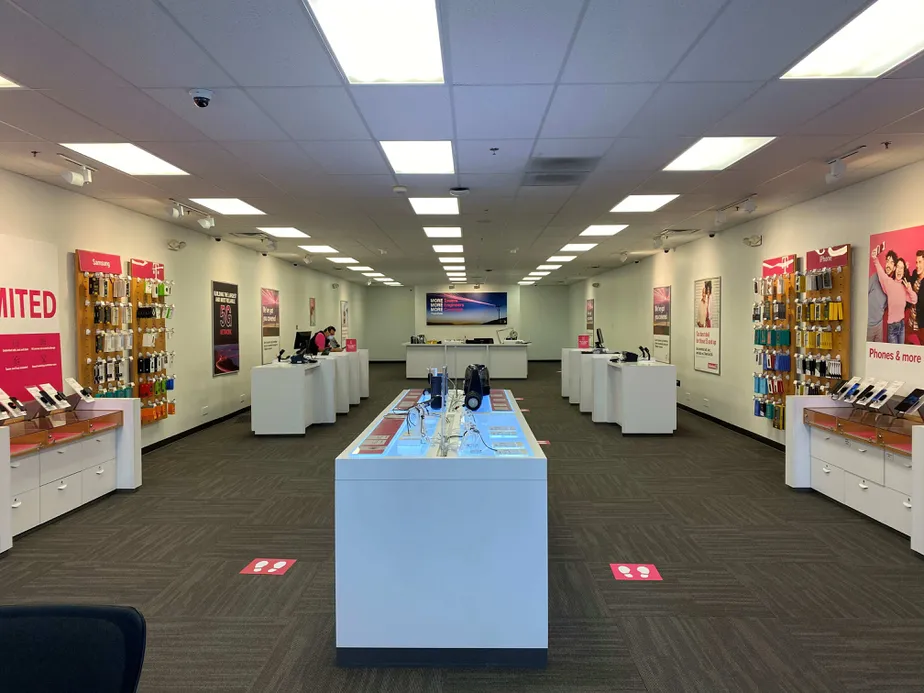 Interior photo of T-Mobile Store at Hall Rd & Delco Blvd, Sterling Heights, MI
