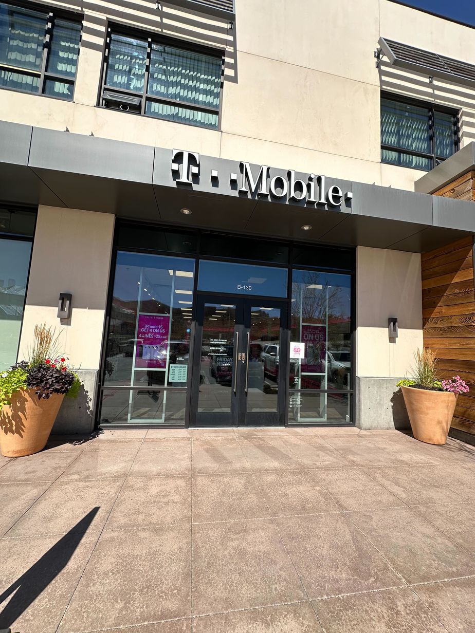 Exterior photo of T-Mobile Store at Landmark Dr & Ute Blvd, Park City, UT