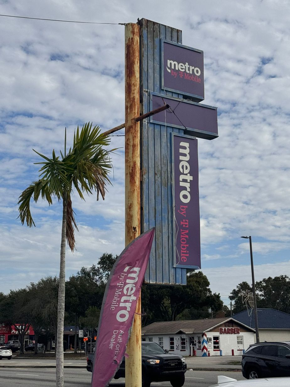 Image alt text
