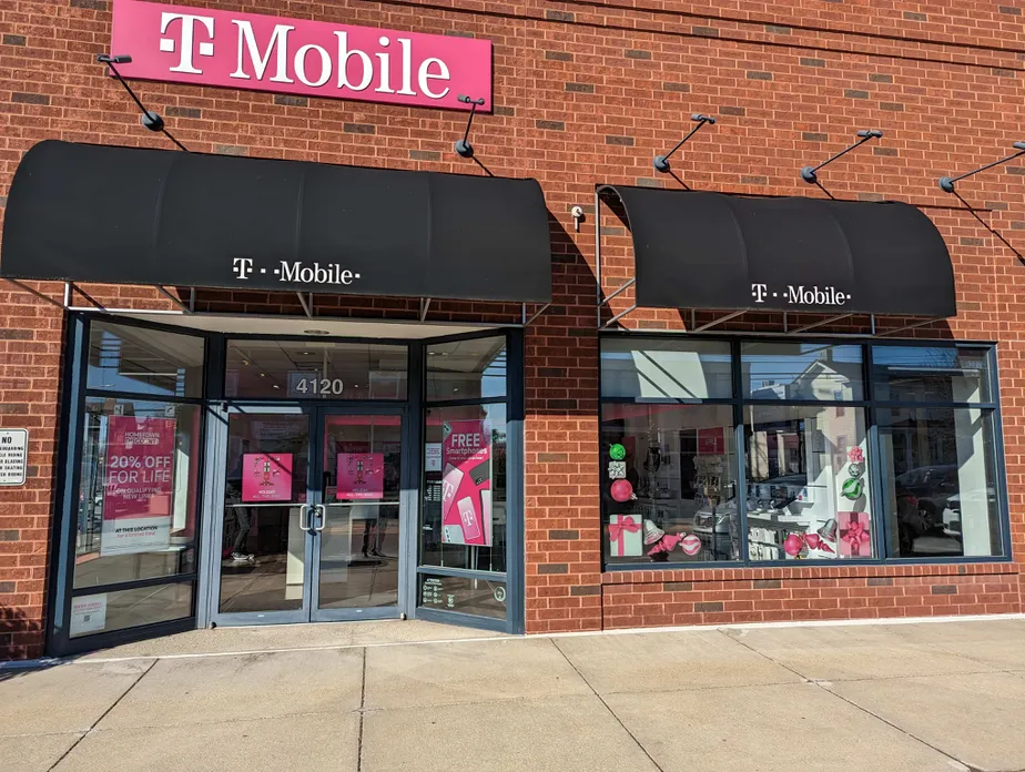 Exterior photo of T-Mobile Store at Brownsville Rd & Rt 51, Brentwood, PA