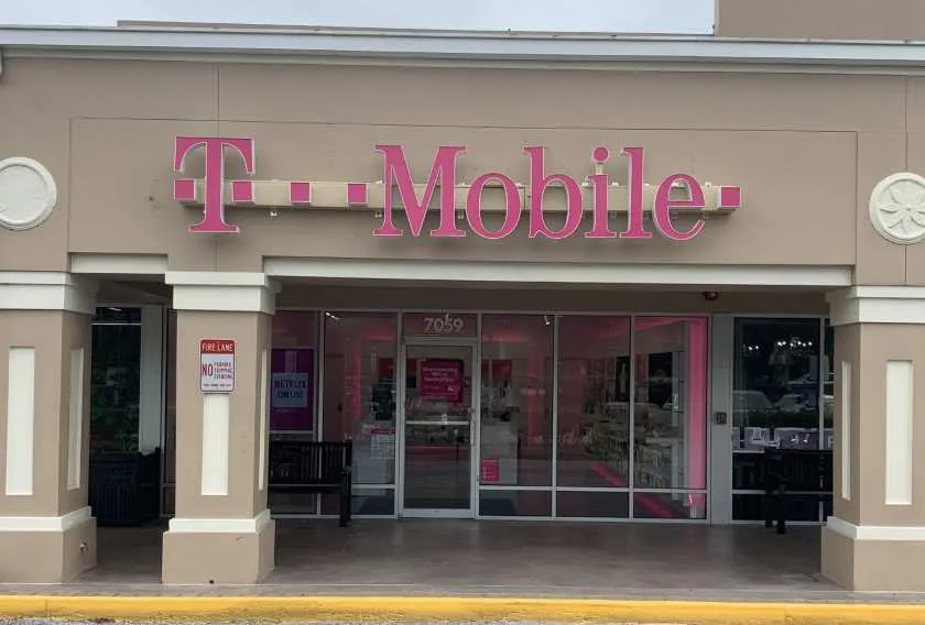 Exterior photo of T-Mobile store at Radio Rd & Devonshire Blvd, Naples, FL