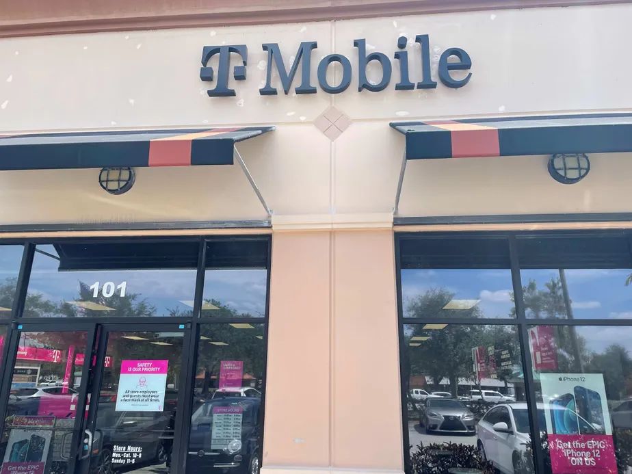 Exterior photo of T-Mobile store at S University Dr & Stirling Rd, Davie, FL