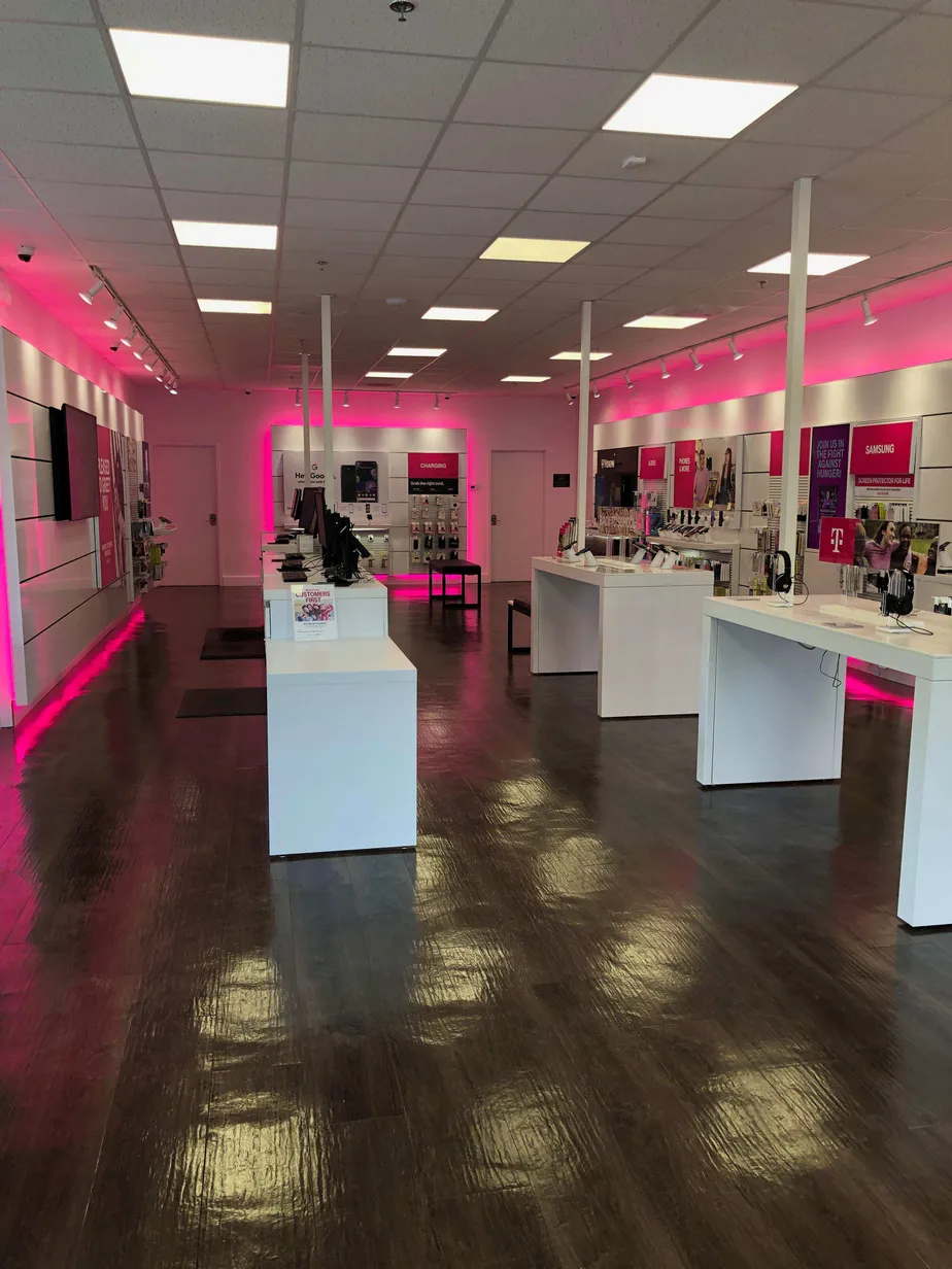 Interior photo of T-Mobile Store at Burke Centre Pkwy & Burke Commons Rd, Burke, VA