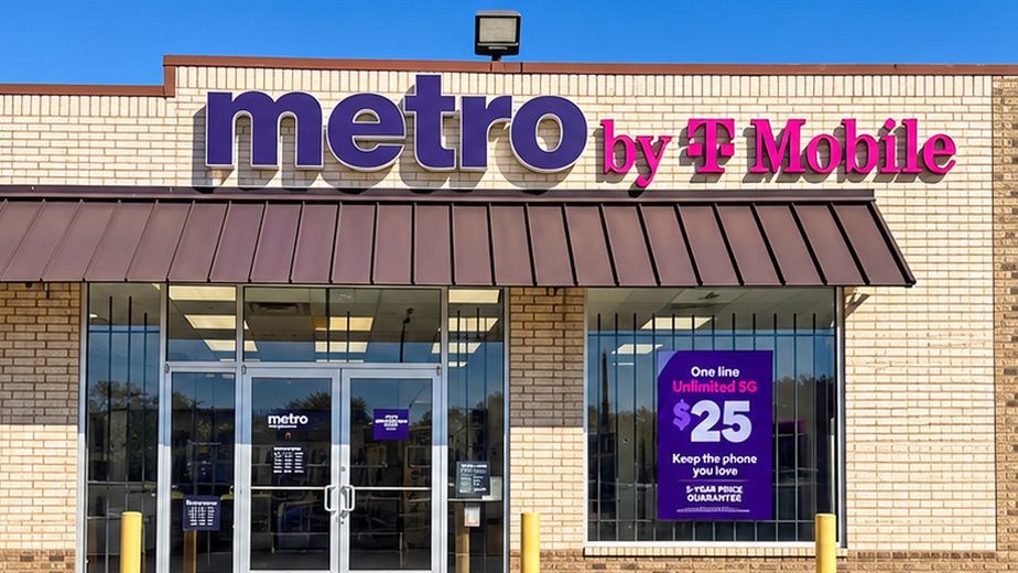 Metro by T-Mobile 1700 E Holmes Rd - 1700 E Holmes Rd 