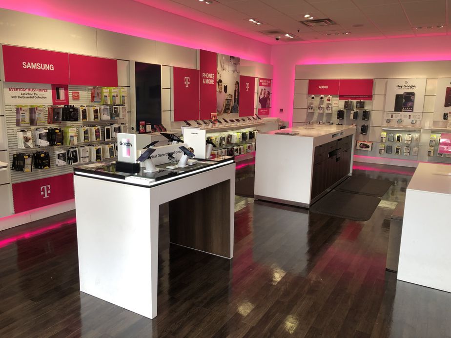 Interior photo of T-Mobile Store at Columbia Dobbin Rd, Columbia, MD