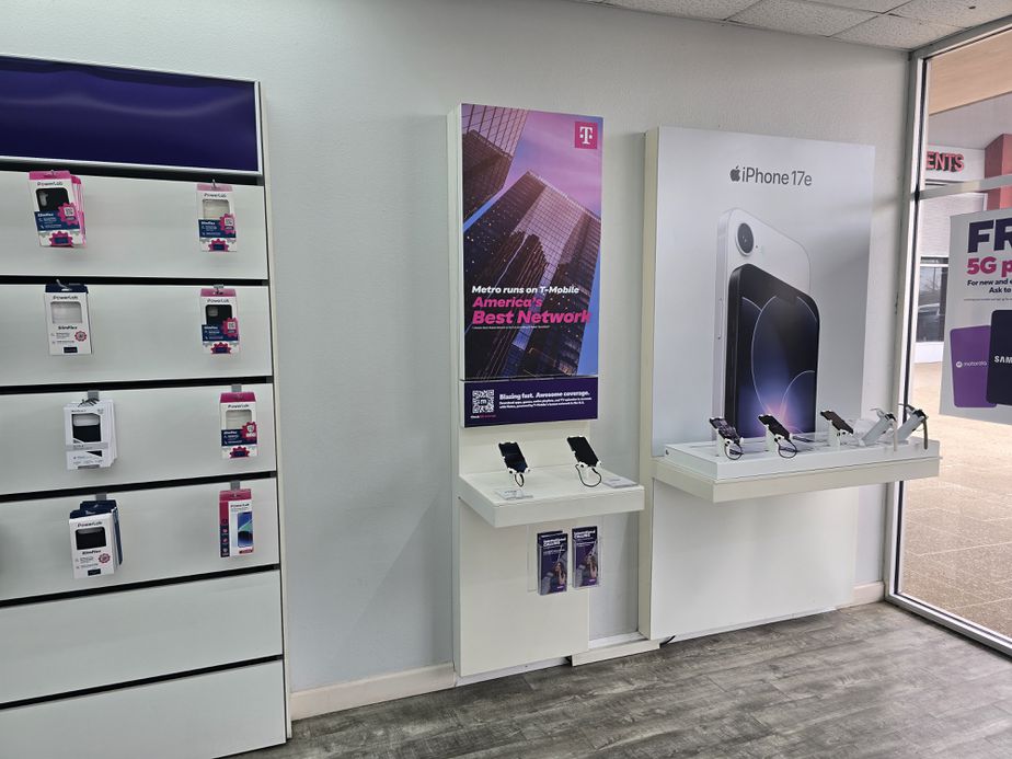 Metro by T-Mobile 7321 San Pedro Ave - 7321 San Pedro Ave 