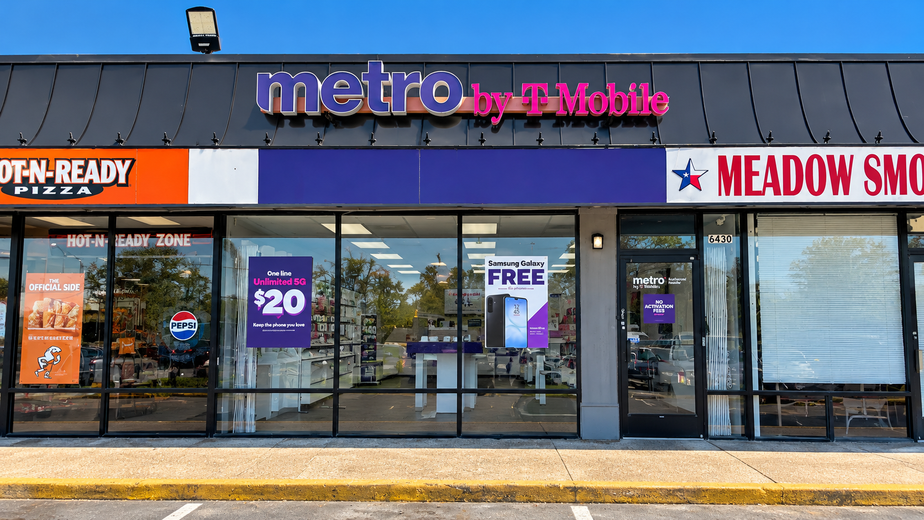Metro by T-Mobile 6430 MEADOWBROOK DR - 6430 MEADOWBROOK DR 