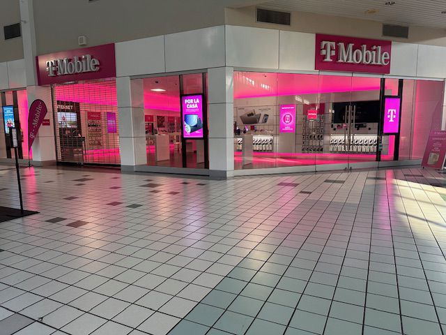 Exterior photo of T-Mobile Store at Aguadilla Mall, Aguadilla, PR