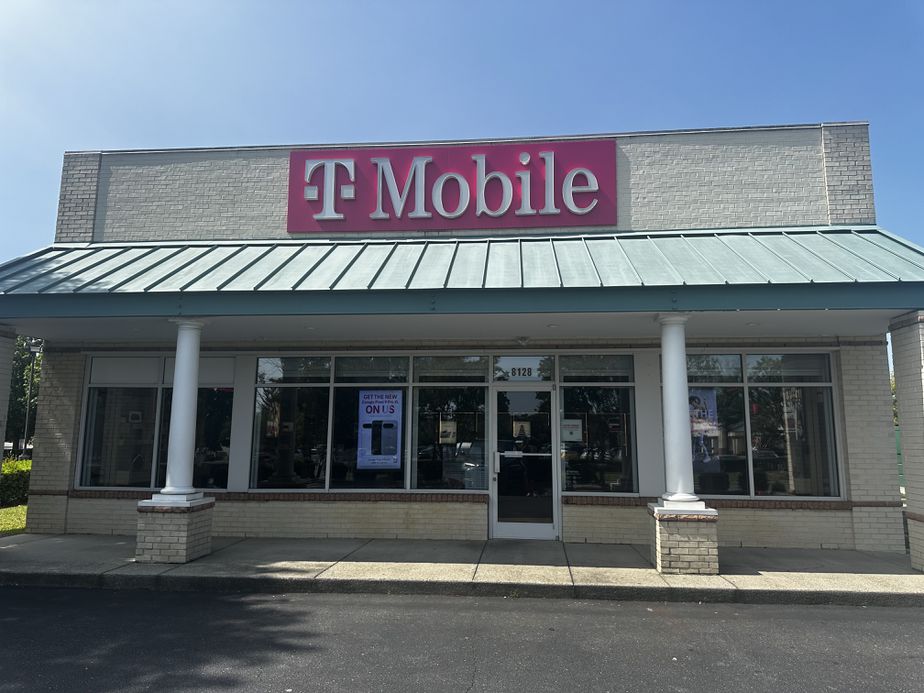 Exterior photo of T-Mobile Store at Whitehall Commons, Charlotte, NC