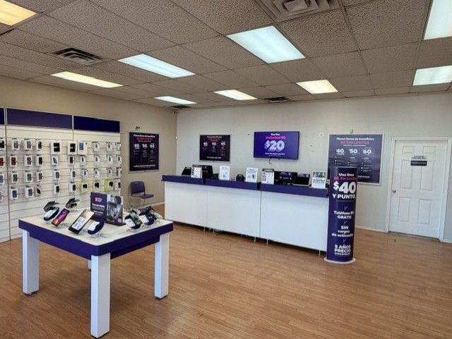 Metro by T-Mobile 5300 Doniphan Dr - 5300 Doniphan Dr 