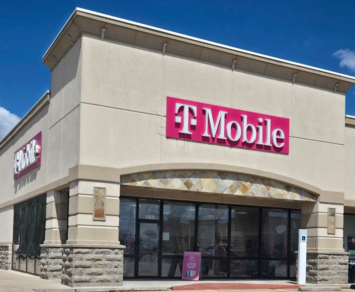 Exterior photo of T-Mobile Store at US Hwy 75 & Town Ctr, Sherman, TX