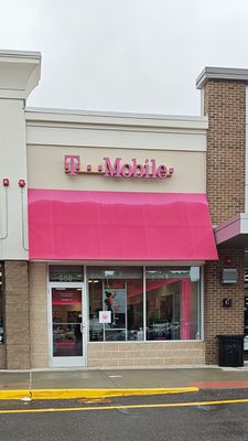 T-Mobile Authorized Retailer