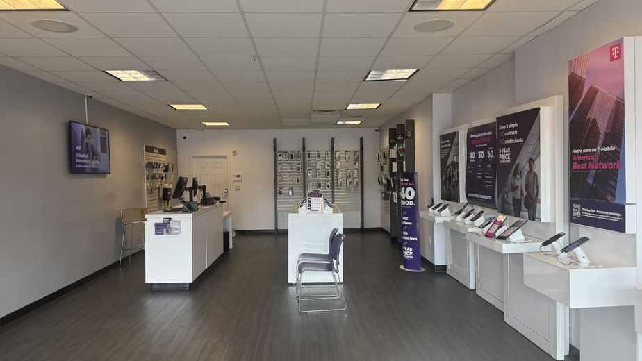 Metro by T-Mobile 749 PENN AVE - 749 PENN AVE