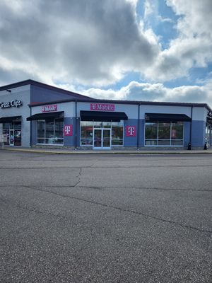 T-Mobile Authorized Retailer