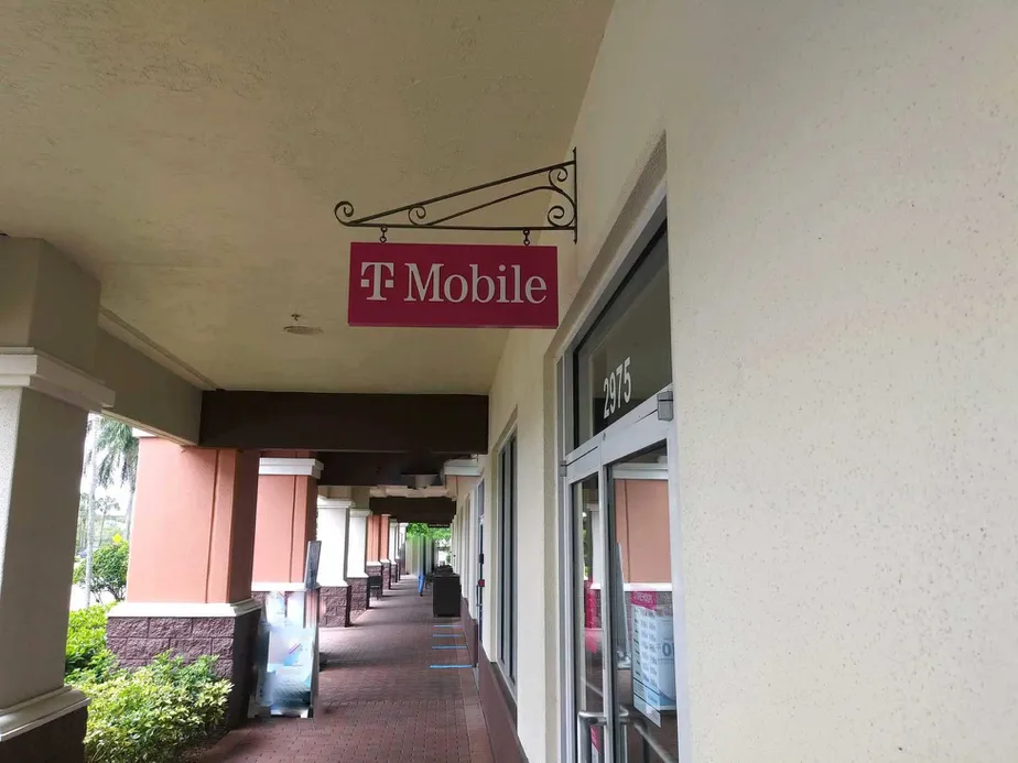 Exterior photo of T-Mobile store at Sw 160th Ave & Sw 29th St, Miramar, FL
