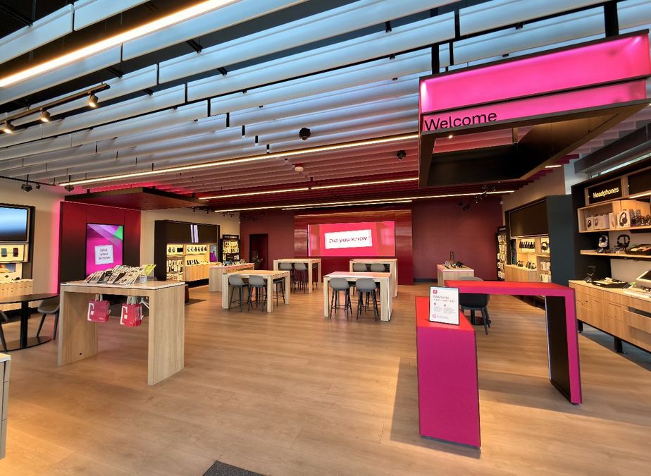  Interior photo of T-Mobile Store at Downtown Summerlin, Las Vegas, NV 