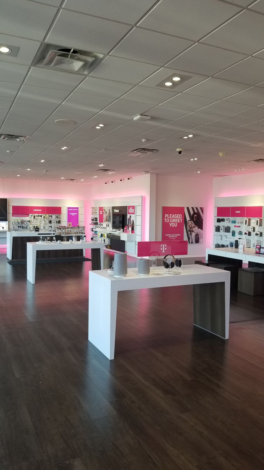 Interior photo of T-Mobile Store at Route 110 & Norwich St, Huntington Station, NY