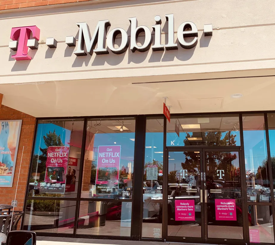  Exterior photo of T-Mobile store at Hwy 99 & 238th St, Edmonds, WA 