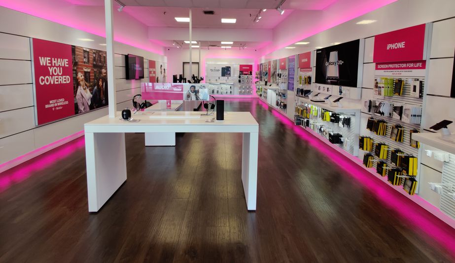 Interior photo of T-Mobile Store at Southgate Shopping Center, Lake Wales, FL