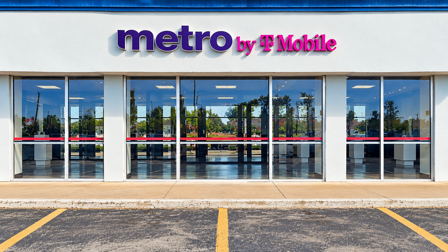 Metro by T-Mobile 11725 Eastex Fwy - 11725 Eastex Fwy 