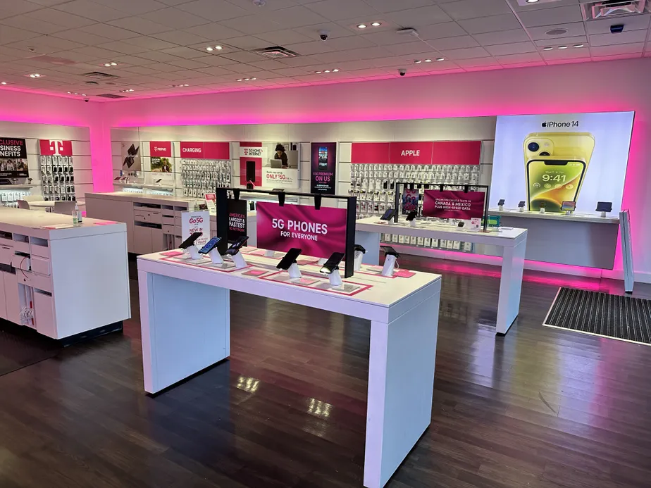 Interior photo of T-Mobile Store at Hwy 441 & Hollywood Blvd, Hollywood, FL