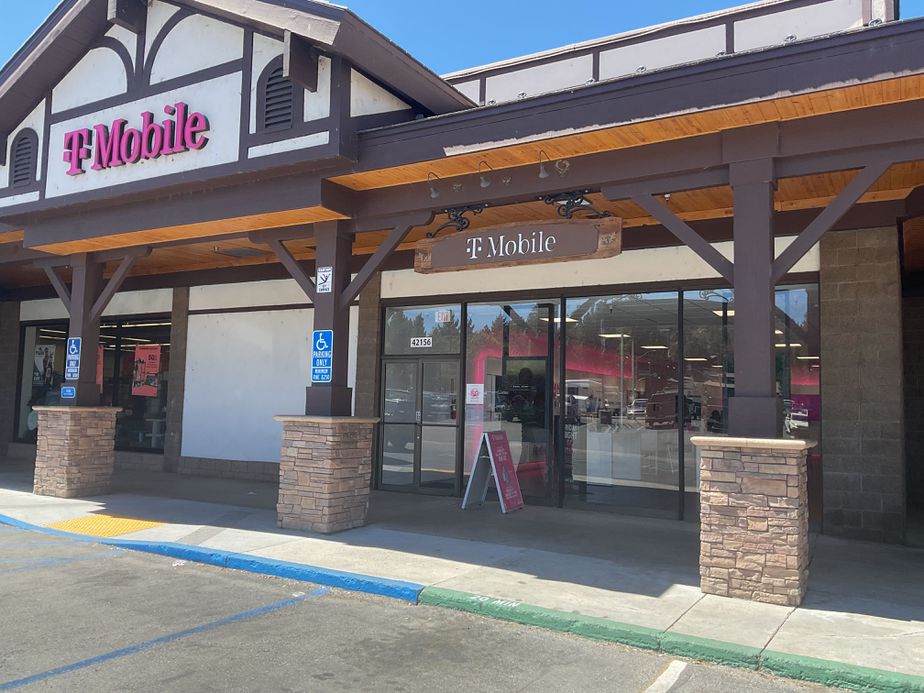 Exterior photo of T-Mobile Store at Interlaken Center, Big Bear Lake, CA