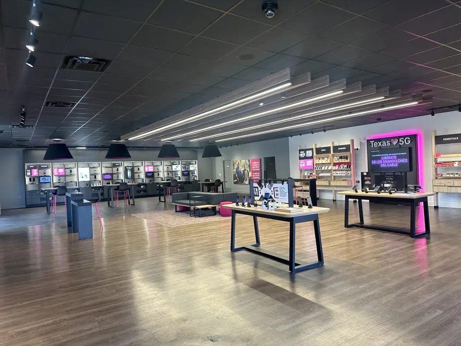 Interior photo of T-Mobile Store at Del Mar Plaza, Laredo, TX