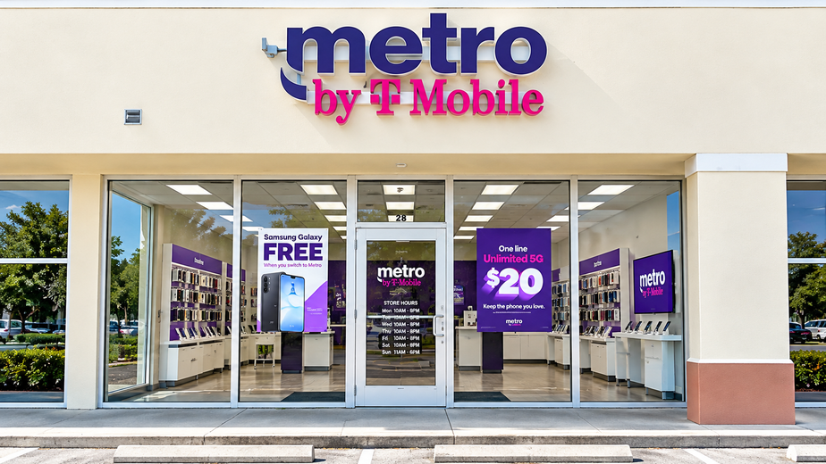 Metro by T-Mobile 28600 SW 137th Ave - 28600 SW 137th Ave