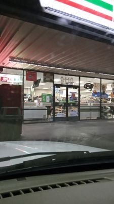 Image gallery for 7-Eleven