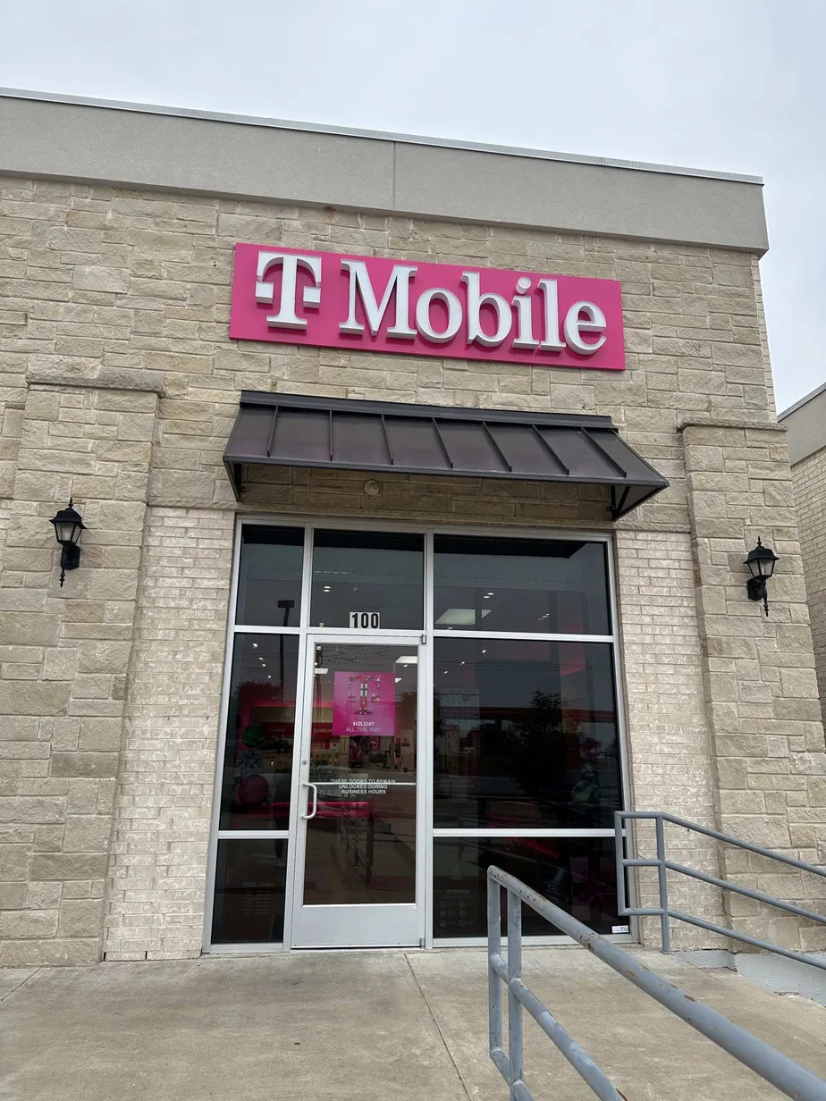 Exterior photo of T-Mobile Store at Sh 377 & Acton Hwy, Granbury, TX