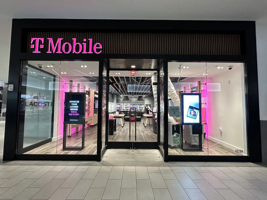 Exterior photo of T-Mobile Store at Town Center At Boca Raton, Boca Raton, FL